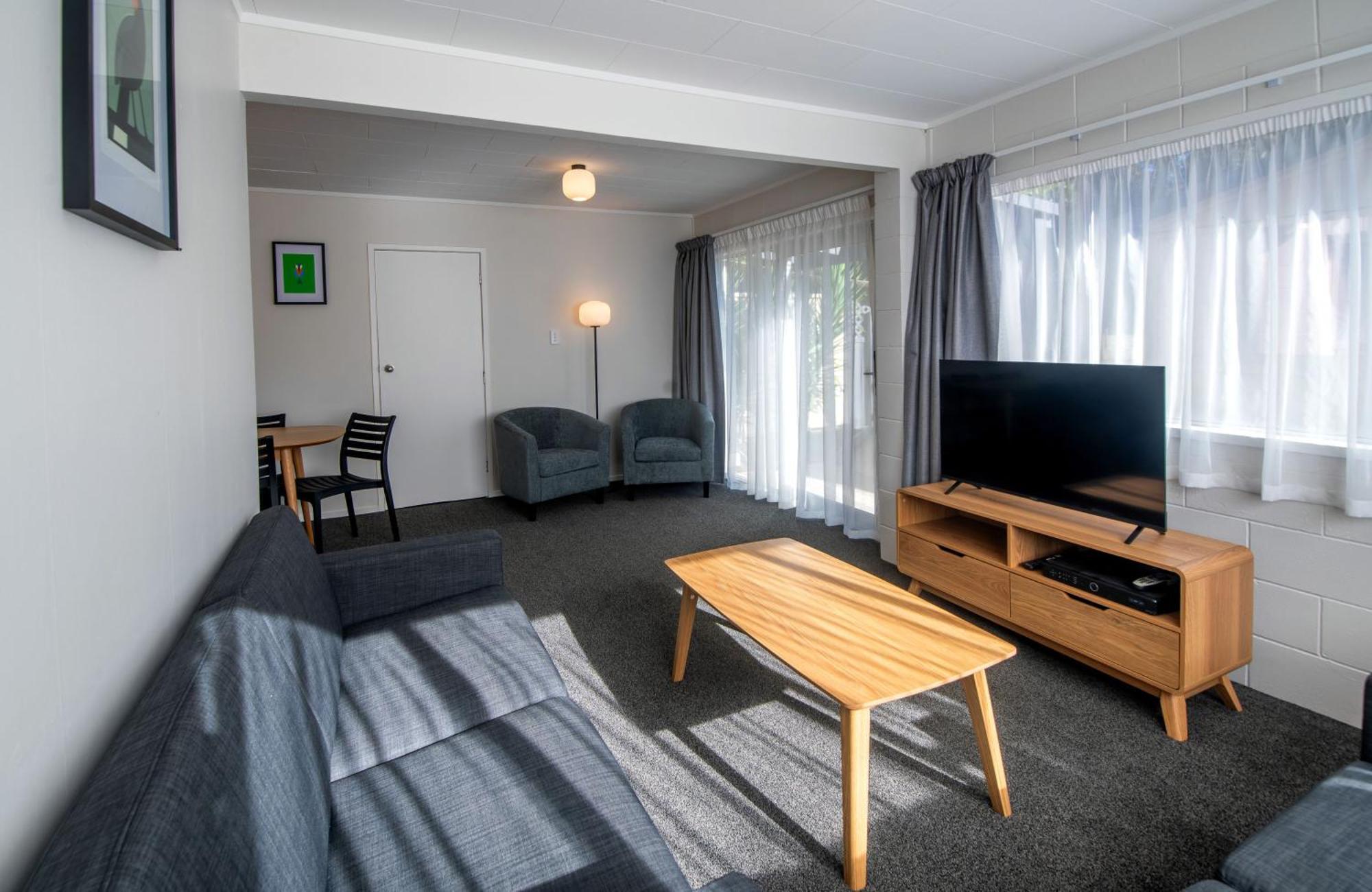 Western Braeside 4*